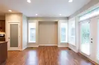 8228 171A STREET - thumbnail 12