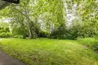 8228 171A STREET - thumbnail 31