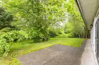 8228 171A STREET - thumbnail 36