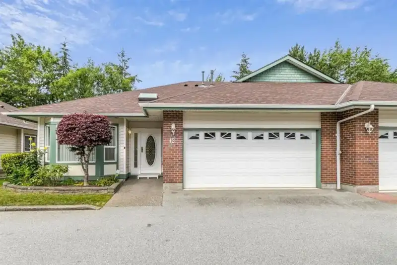 12 18939 65 AVENUE - photo 1 of 25