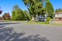 12513 91 AVENUE - thumbnail 2