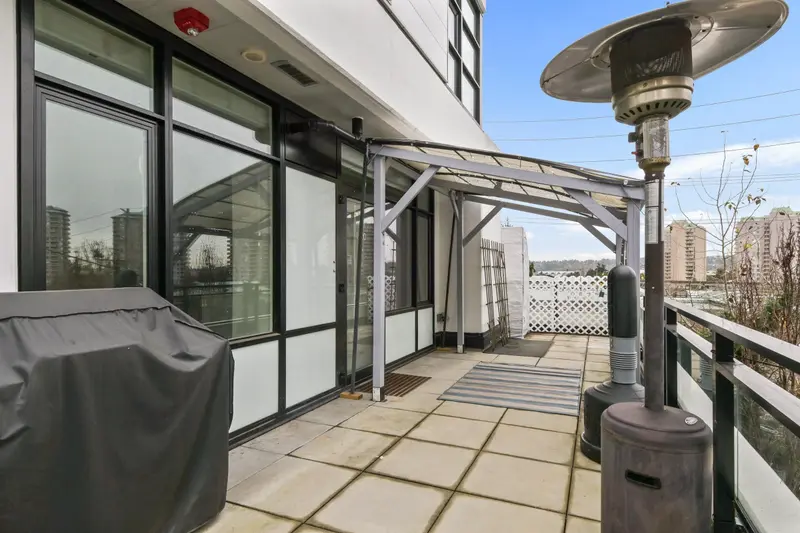 1020 AUCKLAND STREET - photo 2 of 25