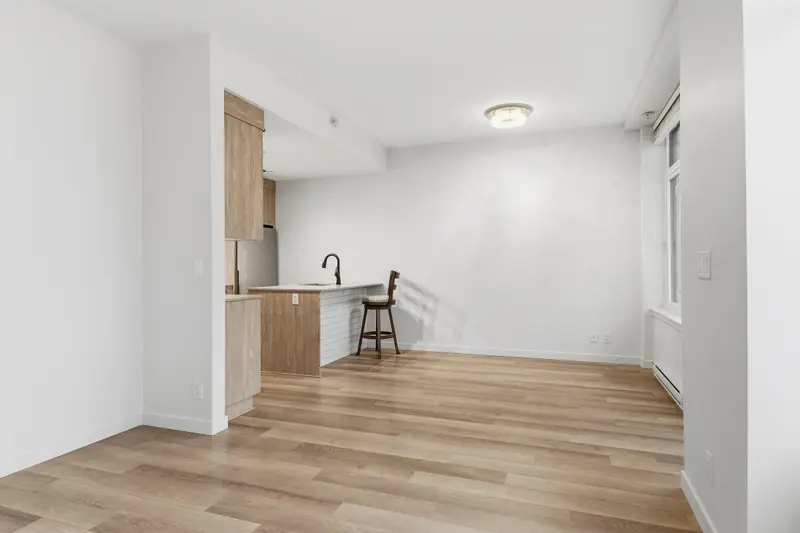 1020 AUCKLAND STREET - photo 4 of 25