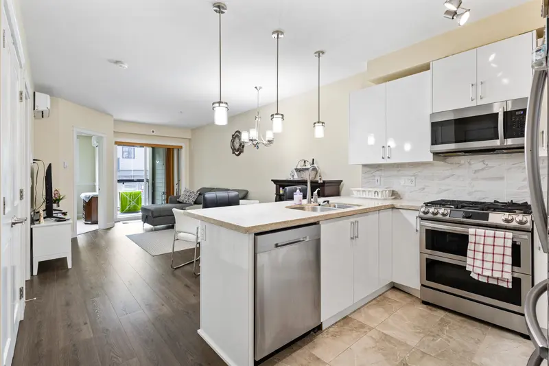 206 8538 203A STREET - photo 1 of 25