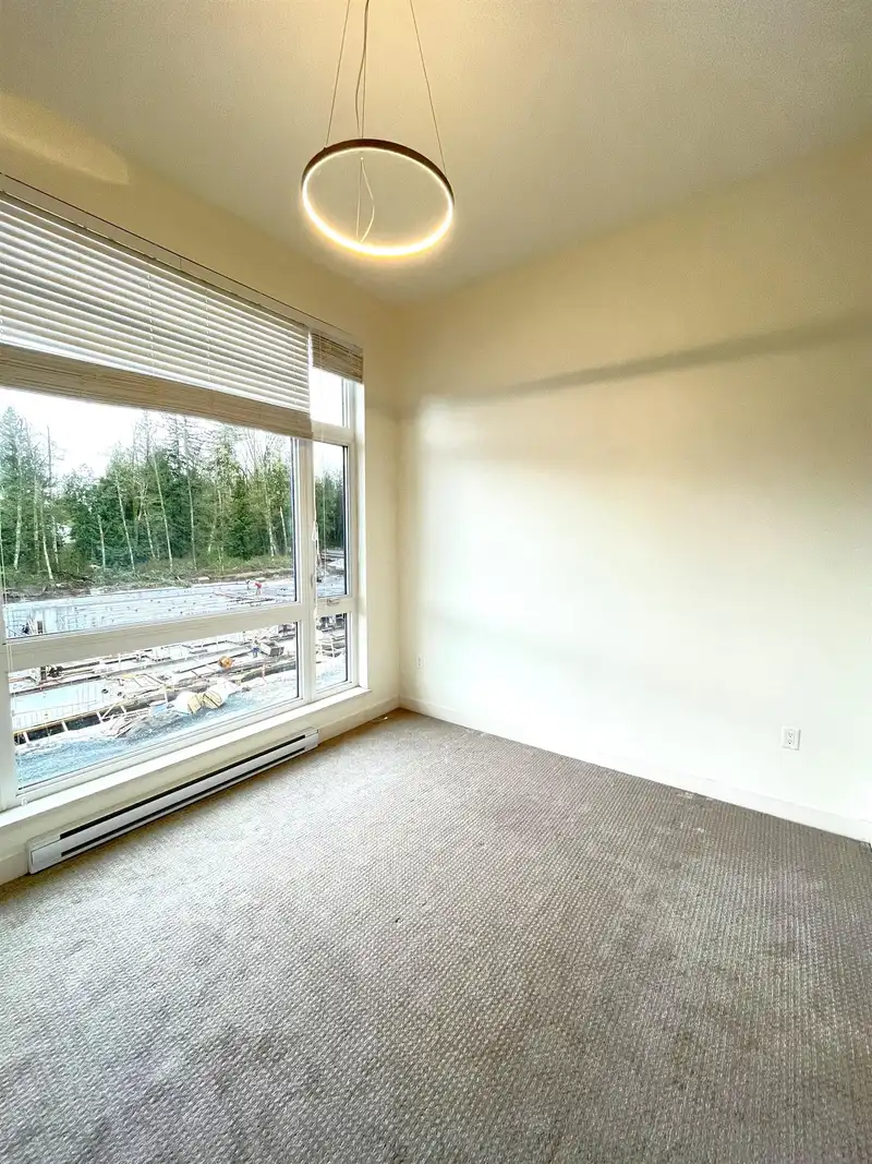 412 14358 60 AVENUE - photo 3 of 12