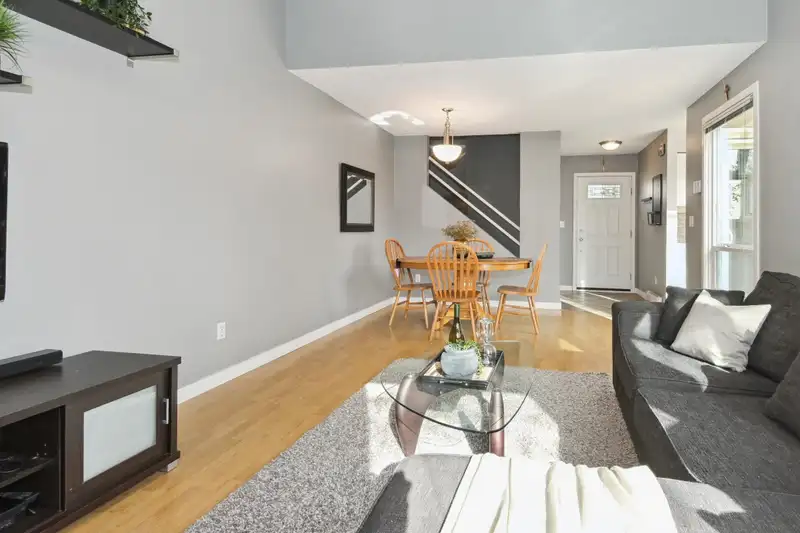 19274 FAIRWAY DRIVE - photo 4 of 27