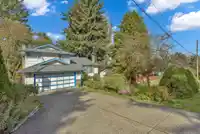 13561 61A AVENUE - thumbnail 40