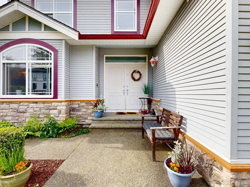 15970 106A AVENUE - photo 2 of 40