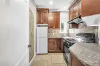 8593 171 STREET - thumbnail 12