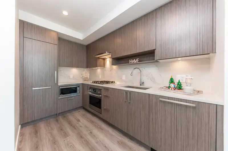 3305 13350 CENTRAL AVENUE - photo 4 of 30