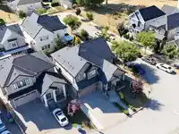 5945 130A STREET - thumbnail 30