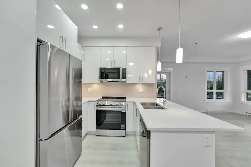 118 33886 PINE STREET - photo 3 of 25