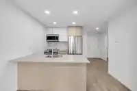 228 13968 LAUREL DRIVE - thumbnail 3