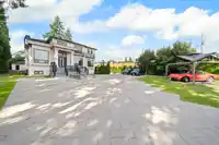 5585 148 STREET - thumbnail 1