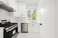5585 148 STREET - thumbnail 15