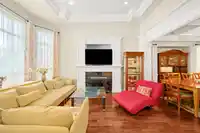 10988 163 STREET - thumbnail 3