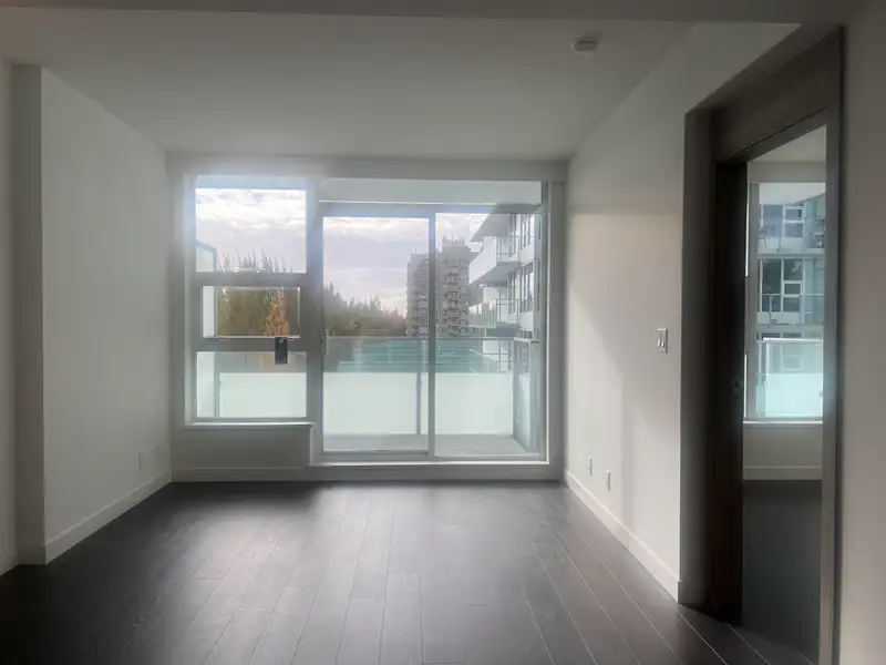 706 13778 100TH AVENUE - photo 3 of 15