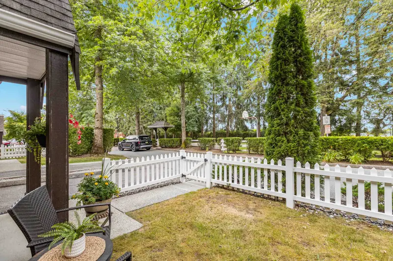 57 12099 237 STREET - photo 3 of 25