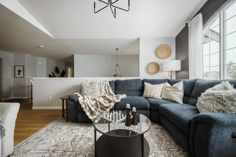 11706 GLENHURST STREET - photo 4 of 25