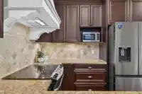 107 19530 65 AVENUE - thumbnail 7