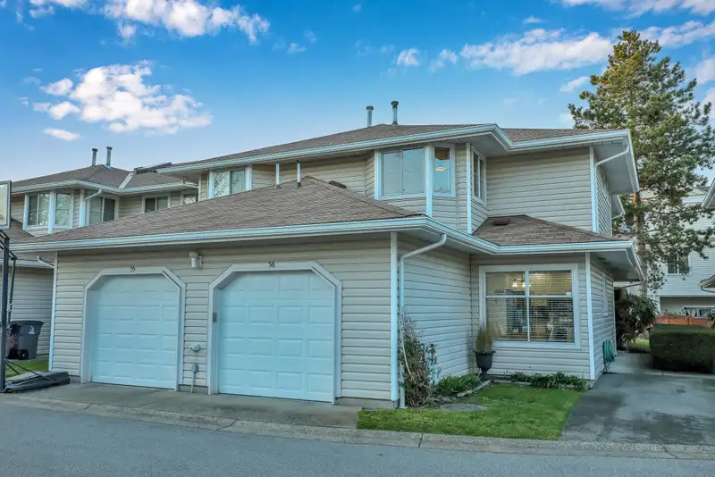 56 10038 155 STREET - photo 1 of 35