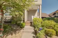 36 8250 158 STREET - thumbnail 2