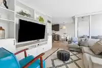 3303 13325 102A AVENUE - thumbnail 2