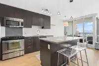3303 13325 102A AVENUE - thumbnail 7