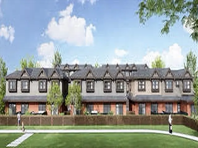 SL10 4611 STEVESTON HIGHWAY - photo 2 of 9