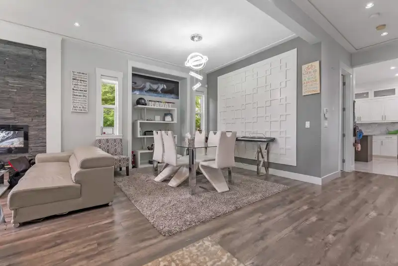 14017 110 AVENUE - photo 2 of 40