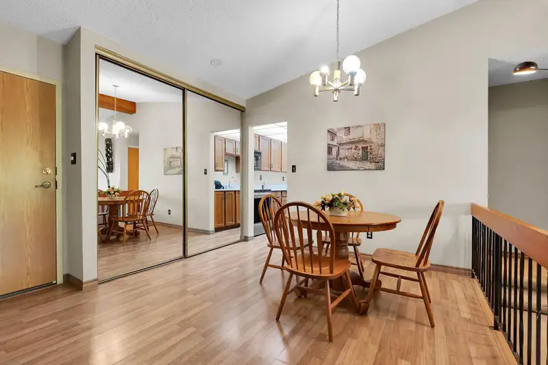 3307 13827 100 AVENUE - photo 3 of 26
