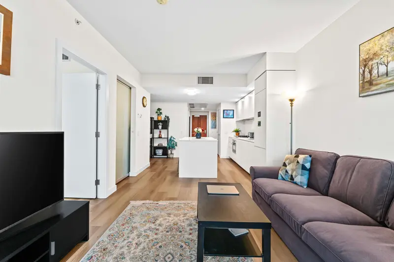 706 6463 SILVER AVENUE - photo 2 of 25