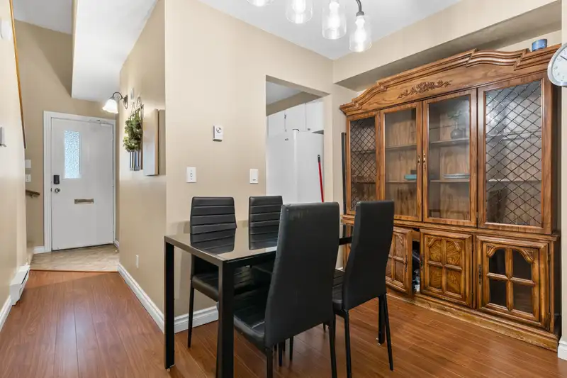 122 13714 67 AVENUE - photo 4 of 31