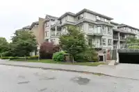 301 8142 120A STREET - thumbnail 2