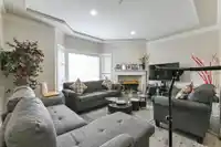 301 8142 120A STREET - thumbnail 4