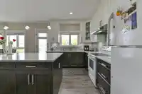 301 8142 120A STREET - thumbnail 9
