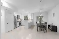 9 6188 141 STREET - thumbnail 8