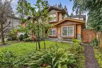 9766 130A STREET - thumbnail 4