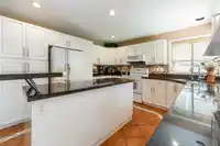 8588 141 STREET - thumbnail 13