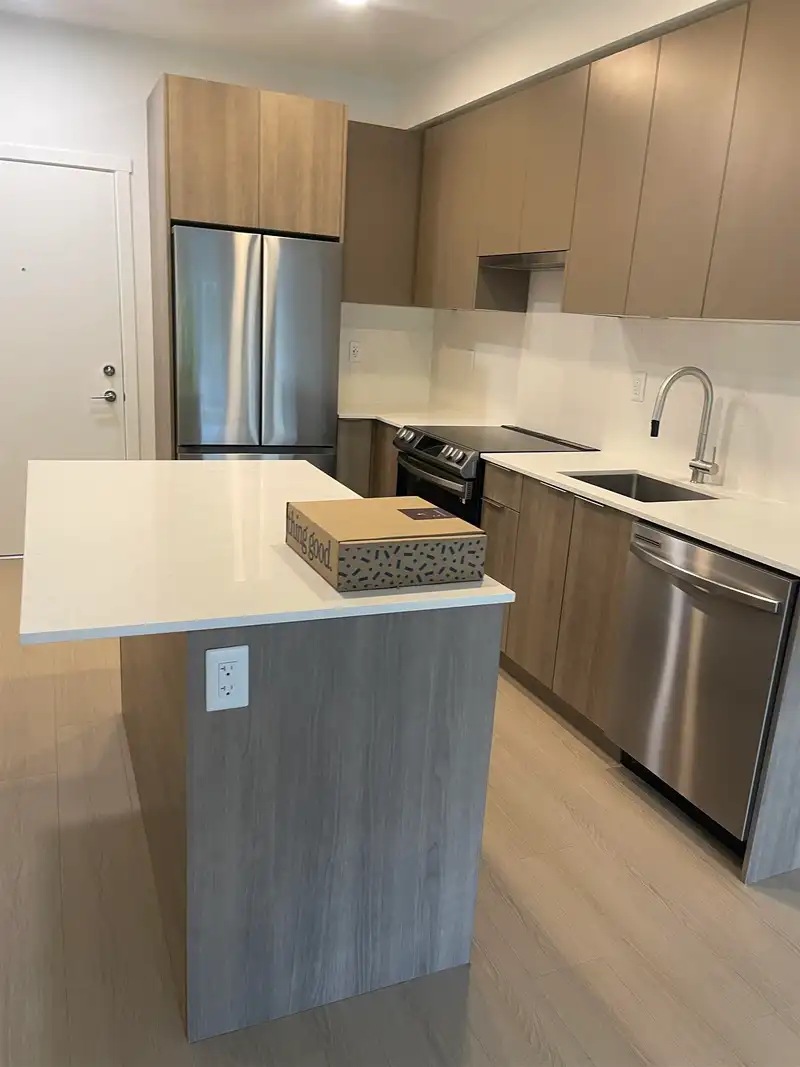 223 13968 LAUREL DRIVE - photo 4 of 15