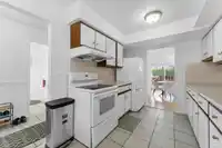 42 13990 74 AVENUE - thumbnail 4