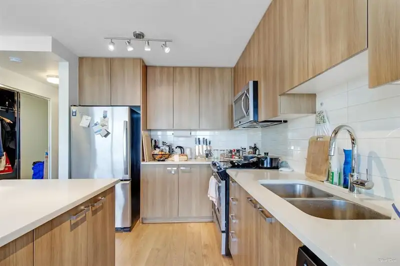 3103 13325 102A AVENUE - photo 3 of 19