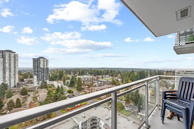2511 13325 102A AVENUE - photo 1 of 14