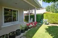 108 9310 KING GEORGE BOULEVARD - thumbnail 17