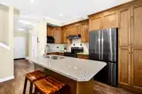 5970 164 STREET - thumbnail 5