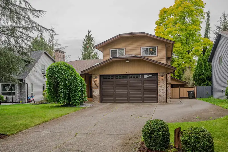 14923 94 AVENUE - photo 2 of 40