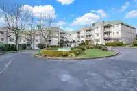 102 9765 140 STREET - thumbnail 1