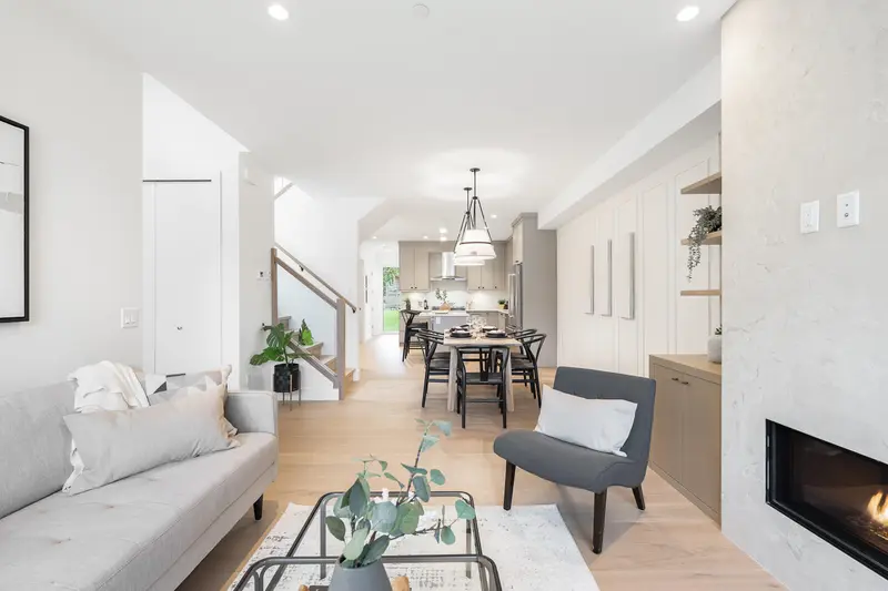 6458 BRUCE STREET - photo 4 of 25