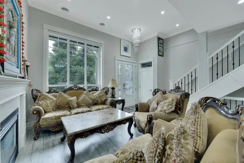 6125 140 STREET - photo 3 of 40
