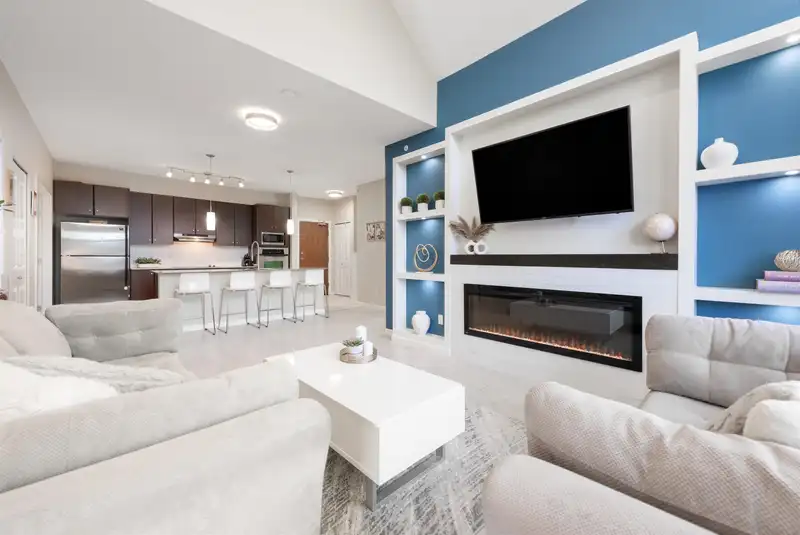 402 15388 101 AVENUE - photo 4 of 40
